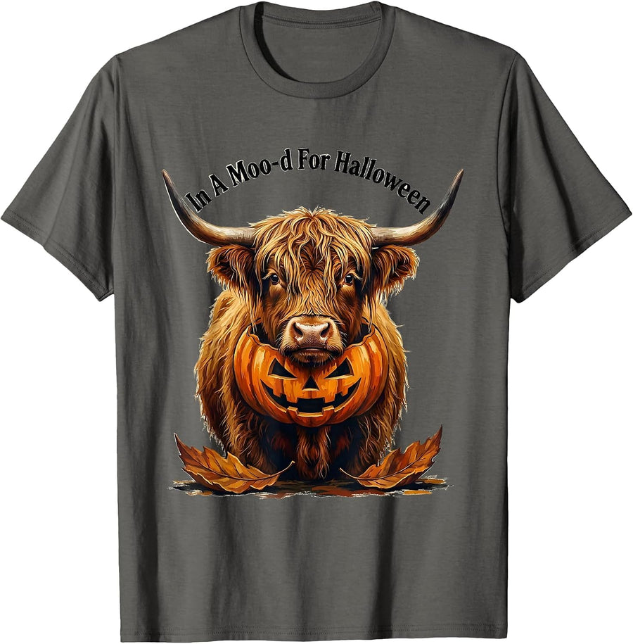 In A Moo-d For Halloween Funny Highland Cow Halloween T-Shirt - Asphalt Grey