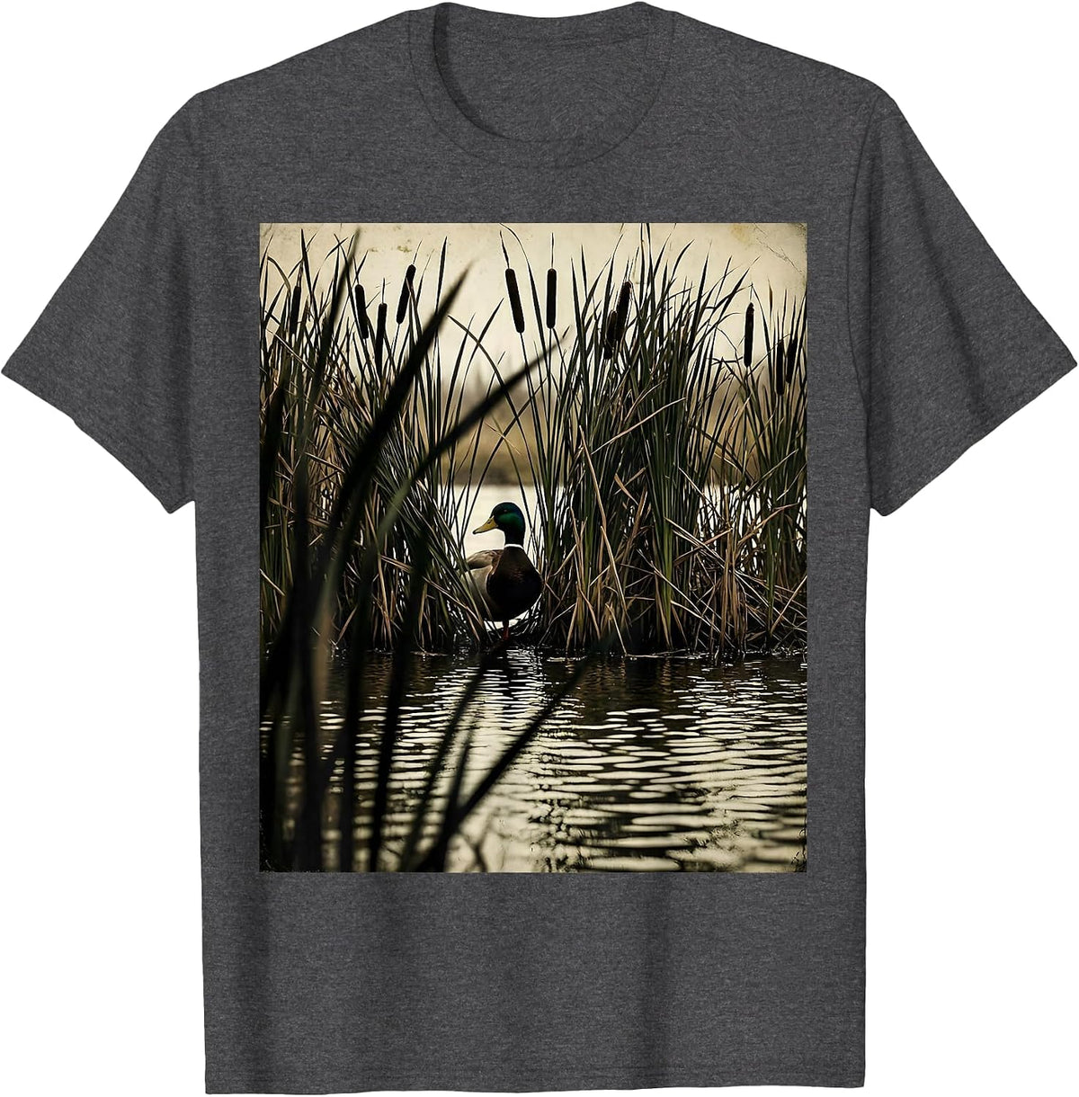Men's Duck Camo Marsh Reeds Silhouette Hunting Design T-Shirt - Dark Heather Grey
